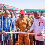 Ibrahim Traoré inaugure l’usine de transformation de tomate sofato à Yako