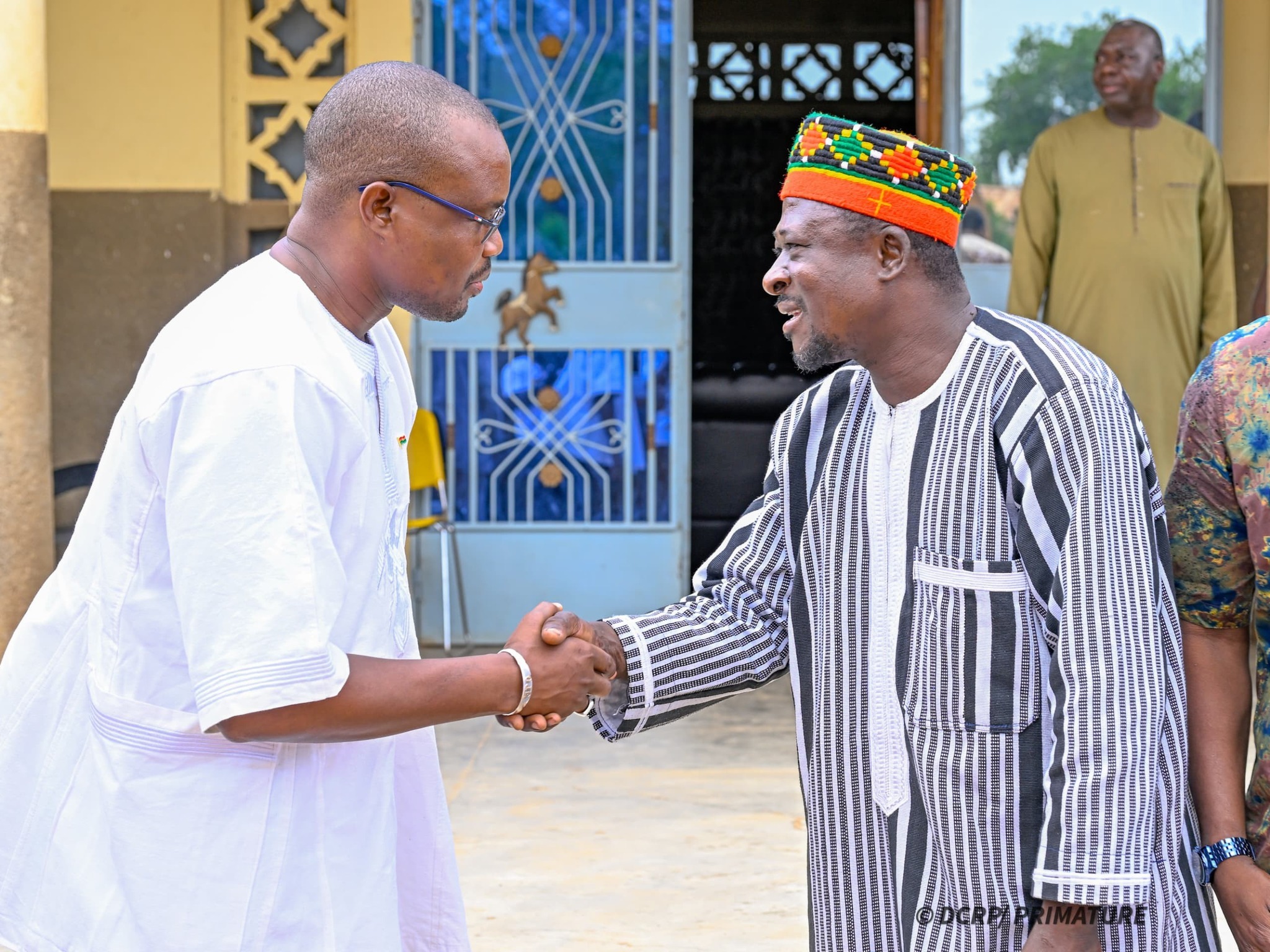 autorités traditionnelles : Le Premier ministre du Burkina Faso rendant visite au Roi de Tenkodogo