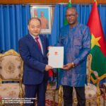 Les présidents des Cours constitutionnels rendent hommage à Thomas Sankara au Mémorial de Ouagadougou