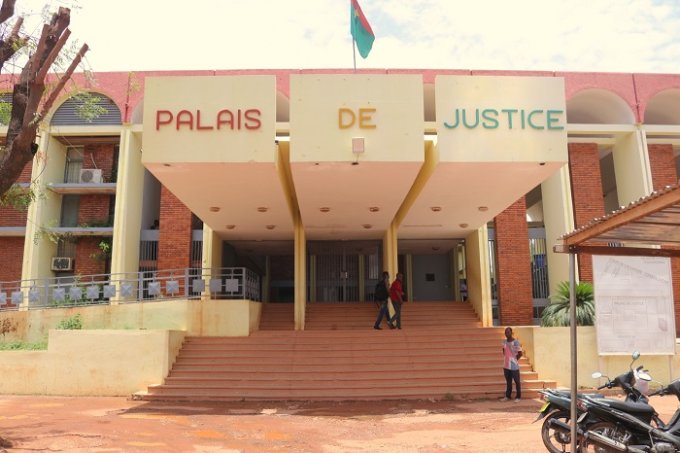 Fraudes foncières