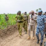 Burkina Faso : le ministre de la Défense en visite auprès des forces engagées à Bobo-Dioulasso